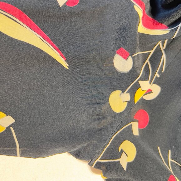 What Goes Around Comes Around 100% Silk Bow Blouse | Vintage 80s Art Deco size M - Picture 11 of 12